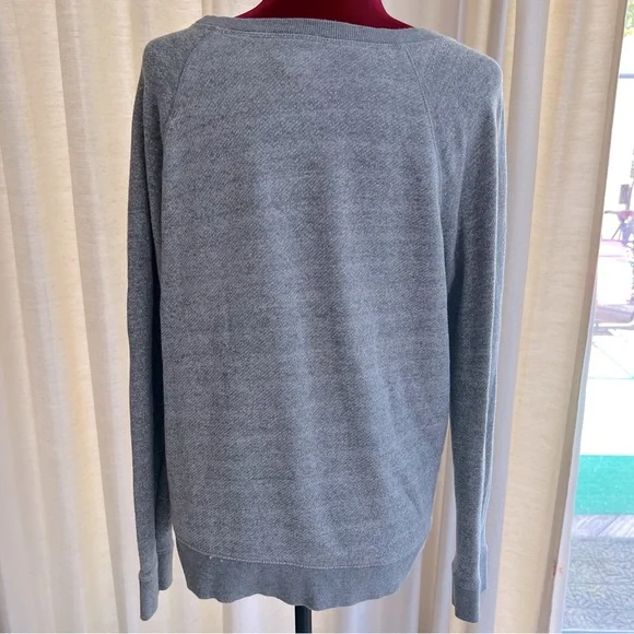 Old Navy grey sweatshirt - Picture 3 of 5